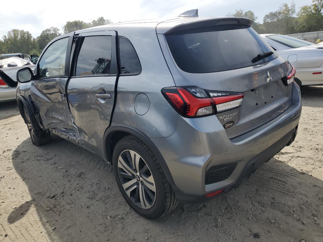 Автомобиль MITSUBISHI OUTLANDER SPORT ES 2022 | GrandCar Автомобиль MITSUBISHI OUTLANDER SPORT ES 2022 | GrandCar