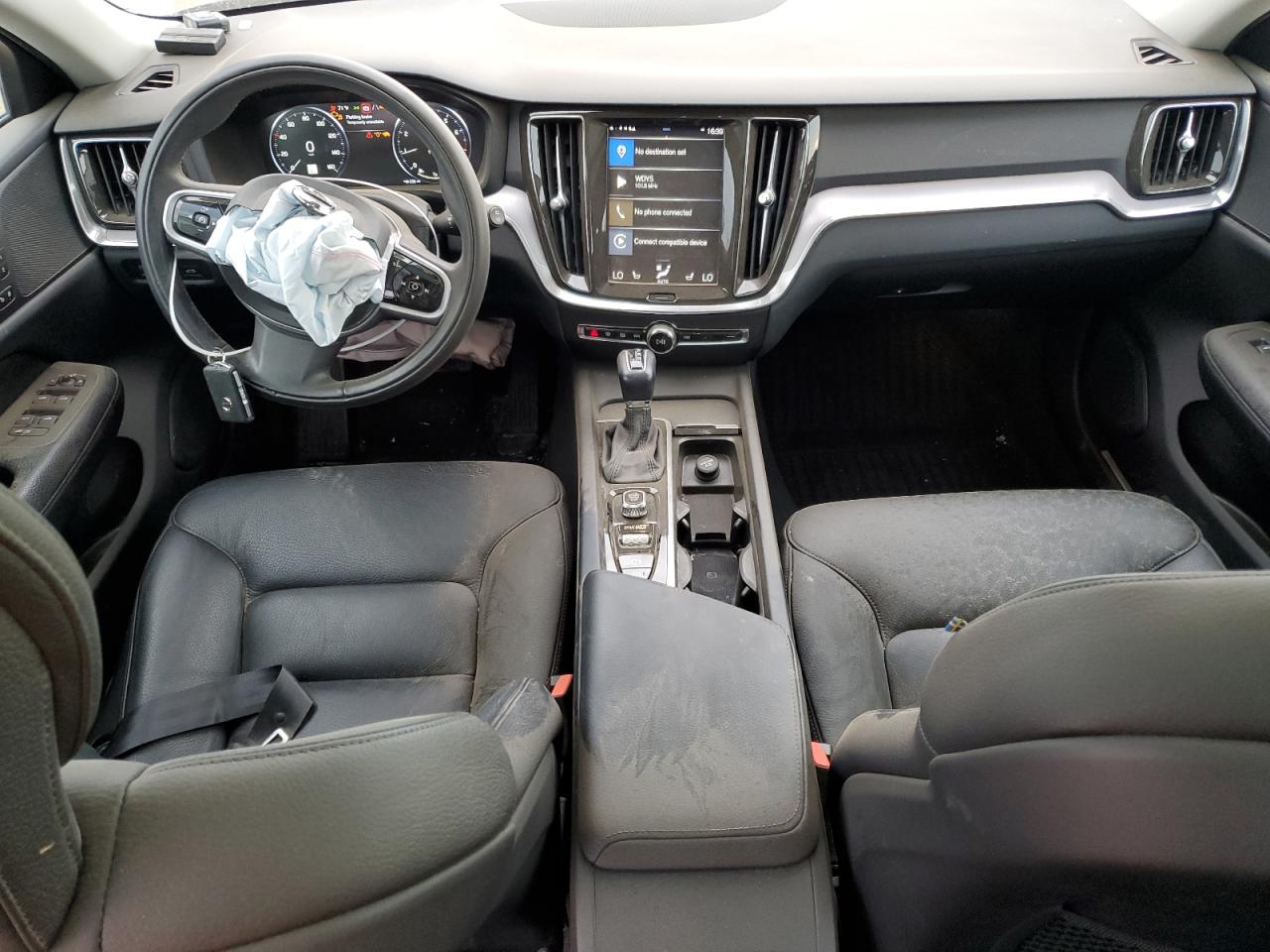 Автомобиль VOLVO V60 T5 MOMENTUM 2020 | GrandCar Автомобиль VOLVO V60 T5 MOMENTUM 2020 | GrandCar