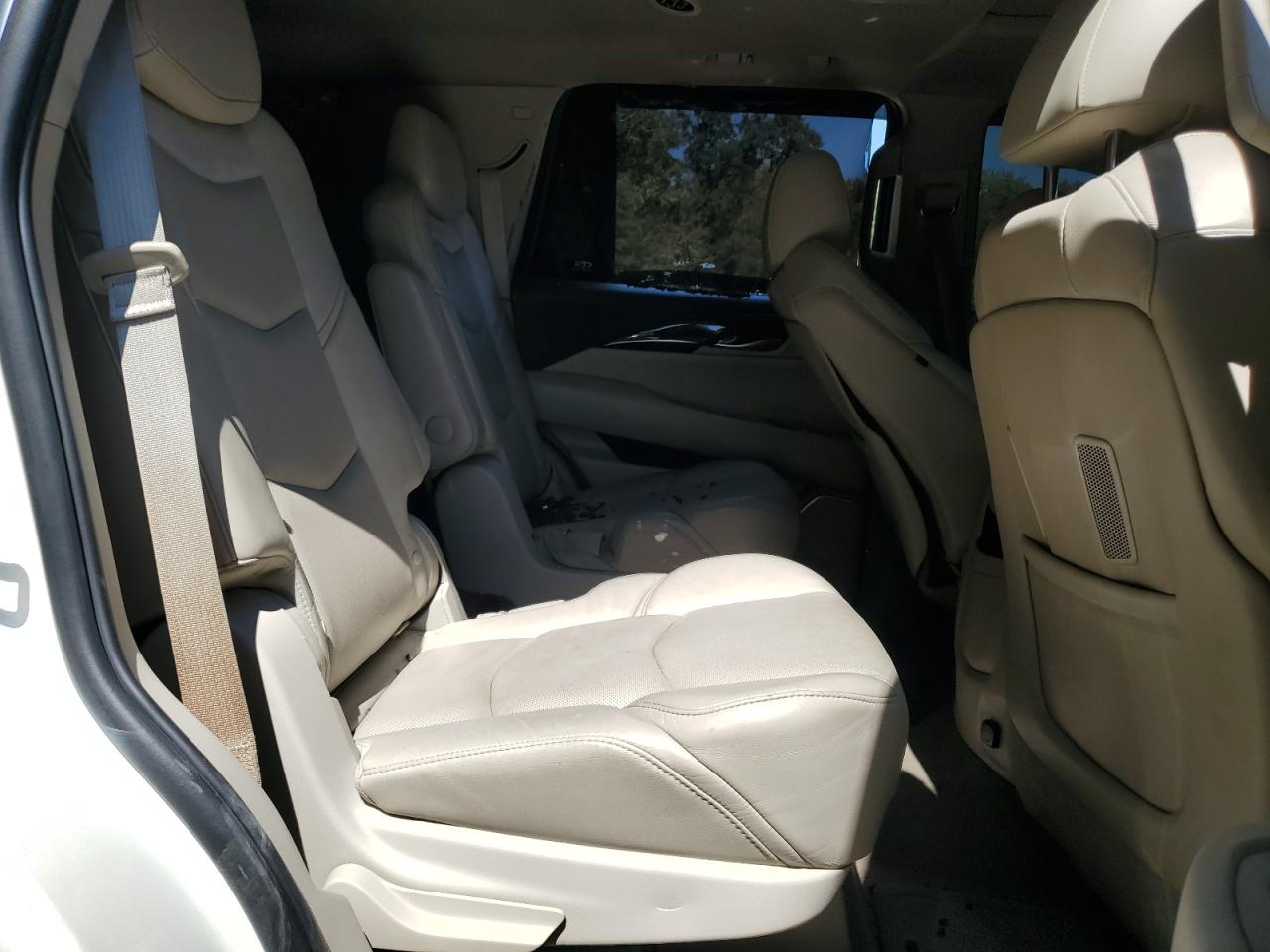 Автомобиль CADILLAC ESCALADE PREMIUM 2015 | GrandCar Автомобиль CADILLAC ESCALADE PREMIUM 2015 | GrandCar