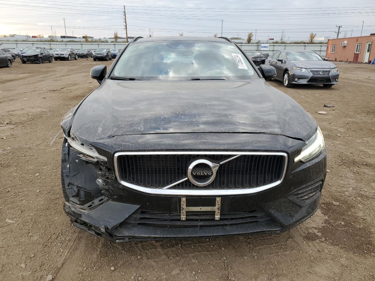 Автомобиль VOLVO V60 T5 MOMENTUM 2020 | GrandCar Автомобиль VOLVO V60 T5 MOMENTUM 2020 | GrandCar