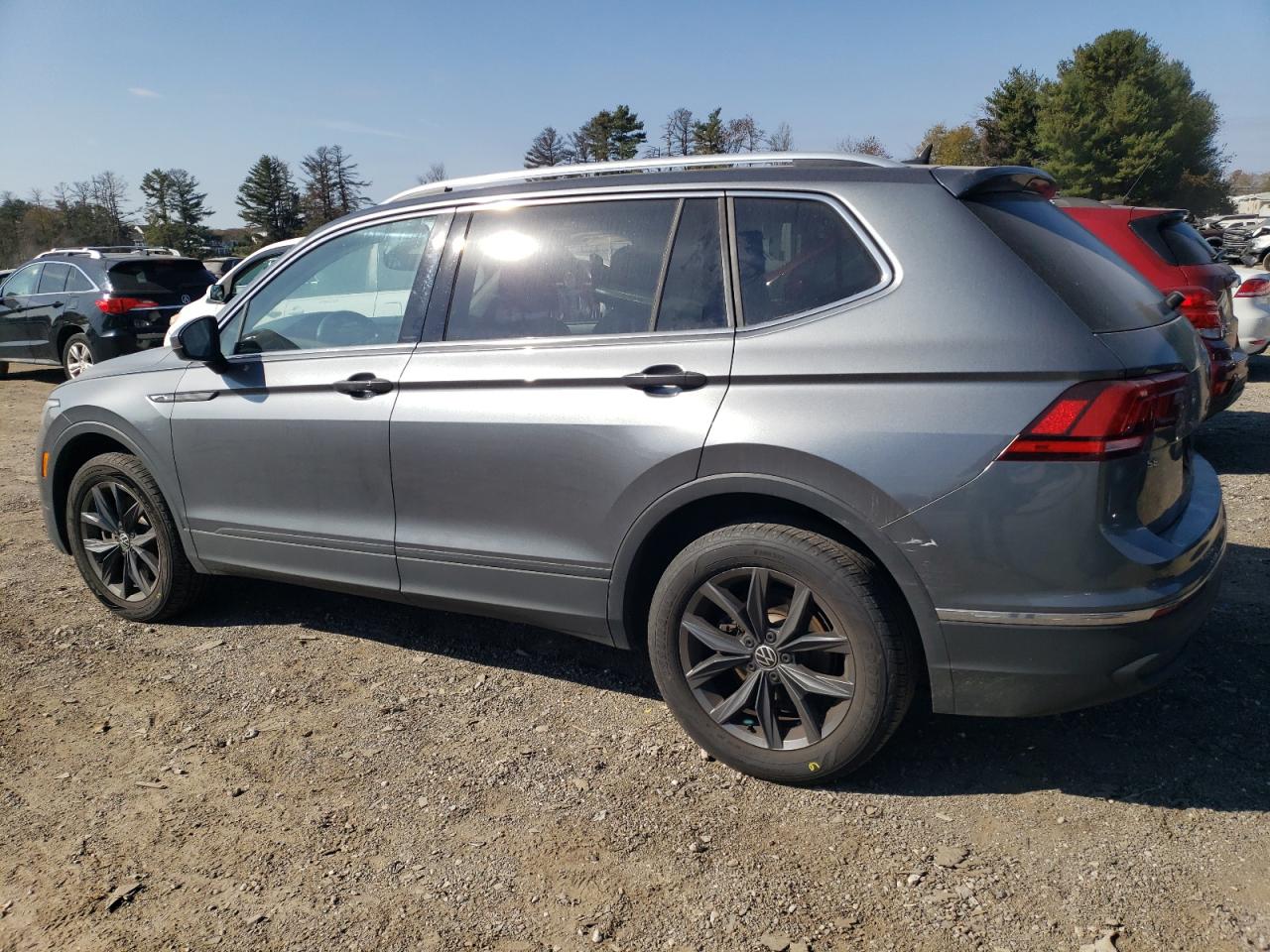 Автомобіль VOLKSWAGEN TIGUAN SE 2022 | GrandCar Автомобіль VOLKSWAGEN TIGUAN SE 2022 | GrandCar