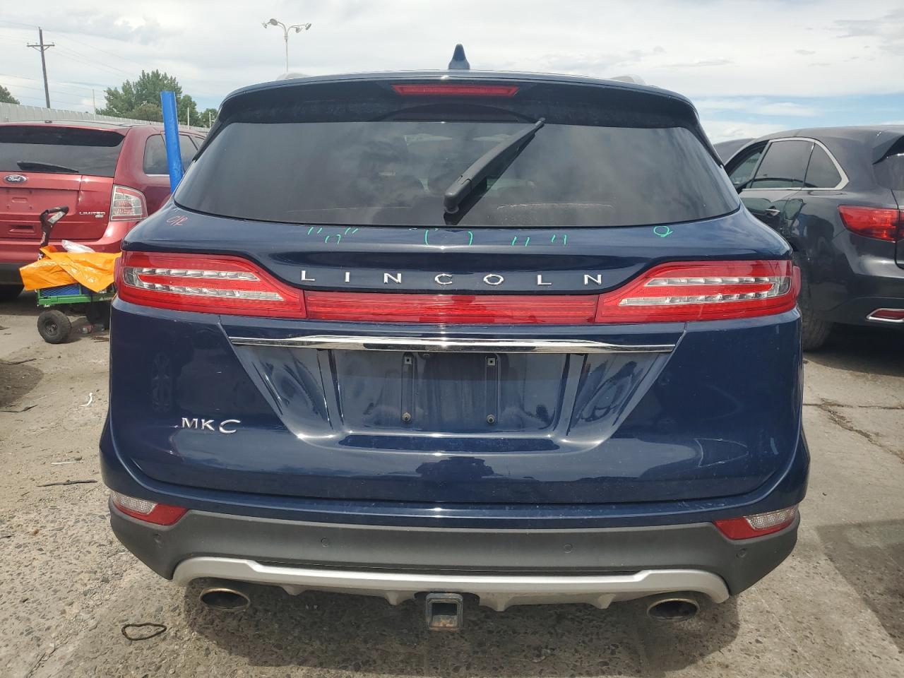 Автомобиль LINCOLN MKC RESERVE 2019 | GrandCar Автомобиль LINCOLN MKC RESERVE 2019 | GrandCar