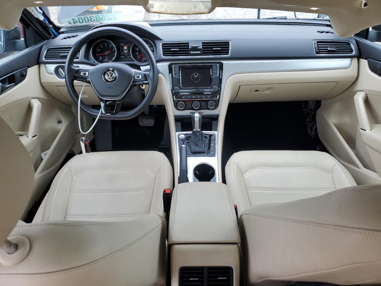Автомобиль VOLKSWAGEN PASSAT WOLFSBURG 2019 | GrandCar Автомобиль VOLKSWAGEN PASSAT WOLFSBURG 2019 | GrandCar