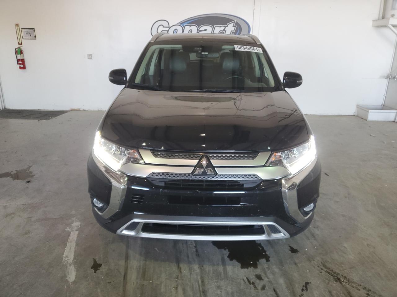 Автомобиль MITSUBISHI OUTLANDER SE 2020 | GrandCar Автомобиль MITSUBISHI OUTLANDER SE 2020 | GrandCar