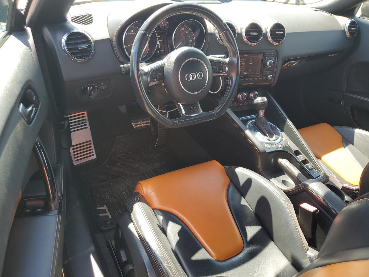 Автомобиль AUDI TTS PREMIUM PLUS 2014 | GrandCar Автомобиль AUDI TTS PREMIUM PLUS 2014 | GrandCar