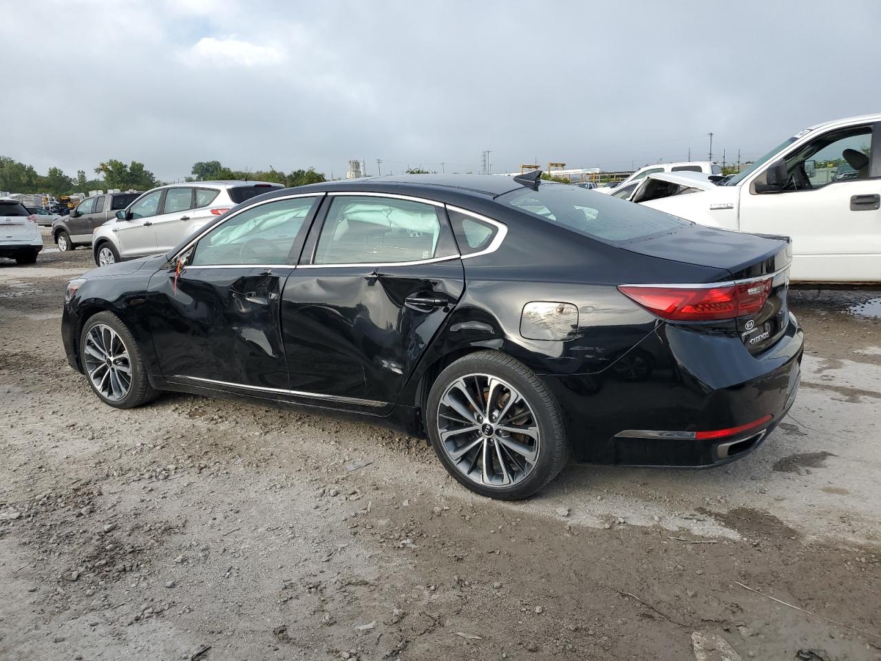 Автомобиль KIA CADENZA LUXURY 2019 | GrandCar Автомобиль KIA CADENZA LUXURY 2019 | GrandCar