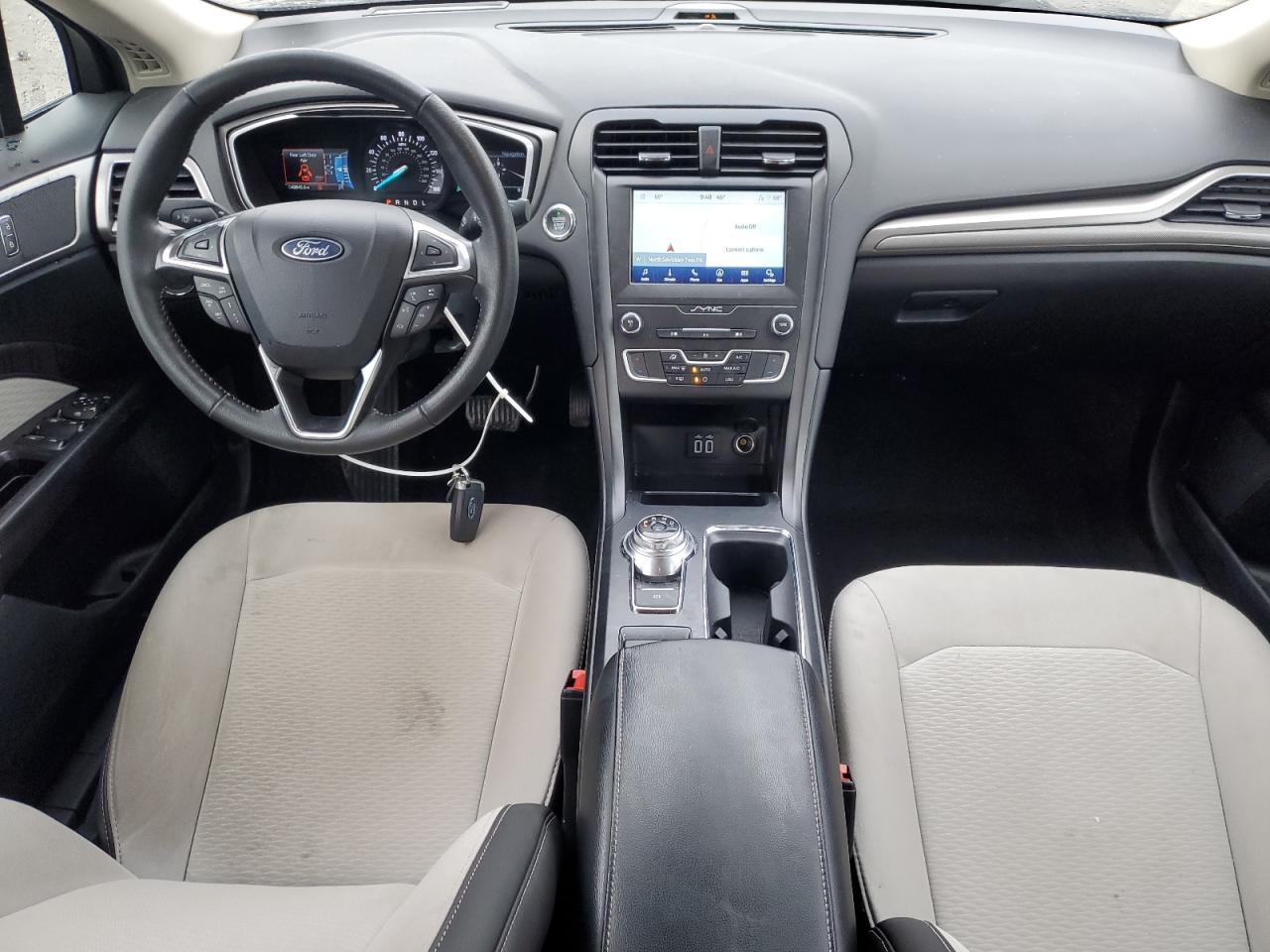 Автомобиль FORD FUSION SE 2020 | GrandCar Автомобиль FORD FUSION SE 2020 | GrandCar