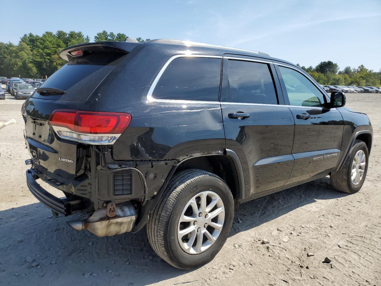 Автомобиль JEEP GRAND CHEROKEE LAREDO 2021 | GrandCar Автомобиль JEEP GRAND CHEROKEE LAREDO 2021 | GrandCar