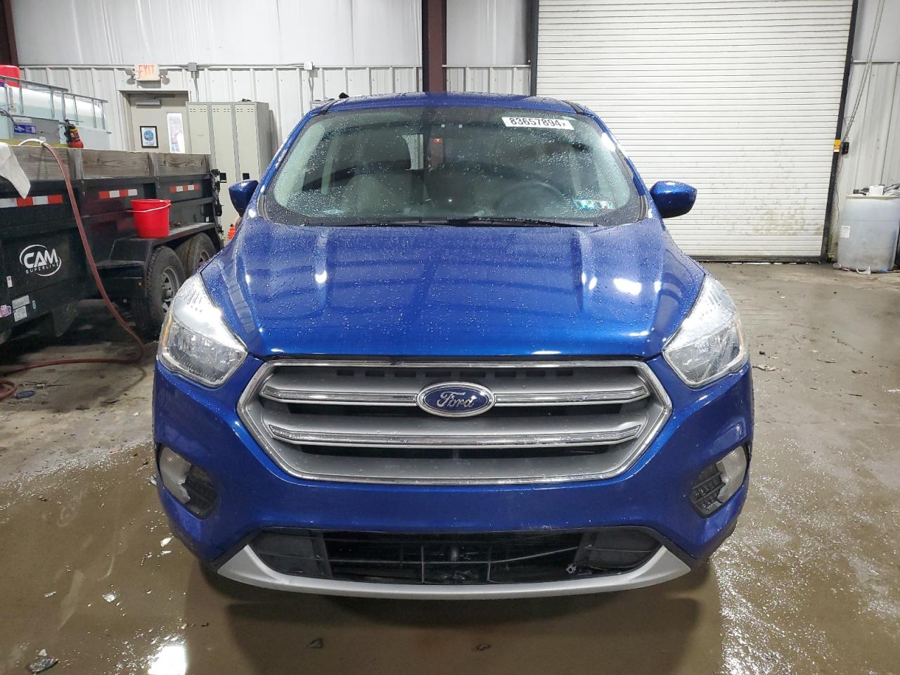 Автомобиль FORD ESCAPE SE 2017 | GrandCar Автомобиль FORD ESCAPE SE 2017 | GrandCar