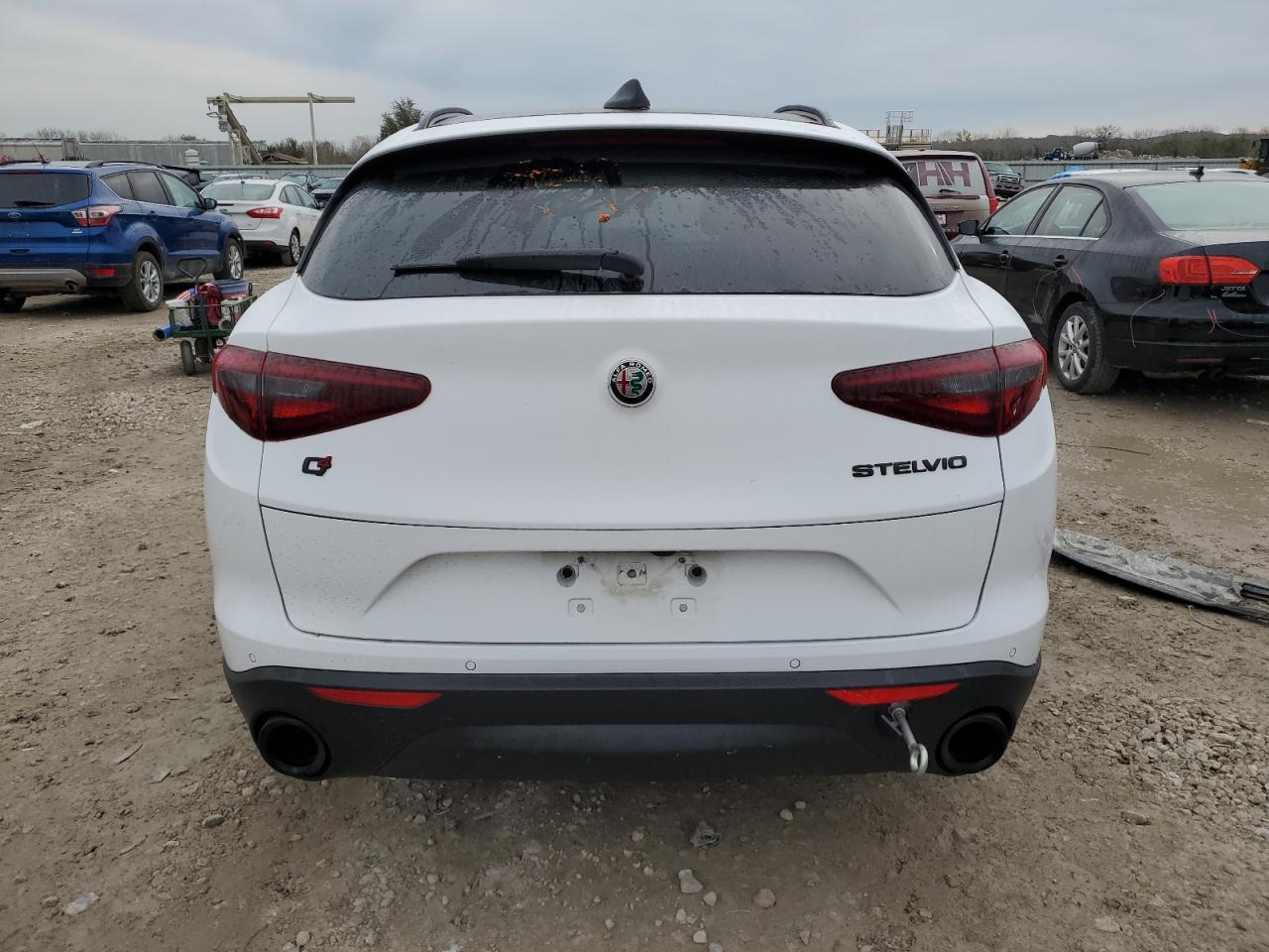 Автомобіль ALFA ROMEO STELVIO TI SPORT 2018 | GrandCar Автомобіль ALFA ROMEO STELVIO TI SPORT 2018 | GrandCar