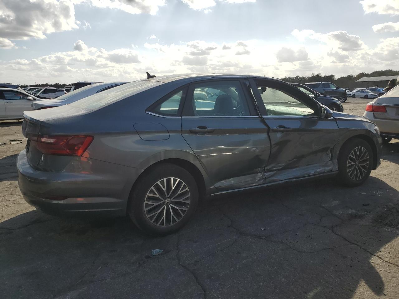 Автомобиль VOLKSWAGEN JETTA S 2020 | GrandCar Автомобиль VOLKSWAGEN JETTA S 2020 | GrandCar