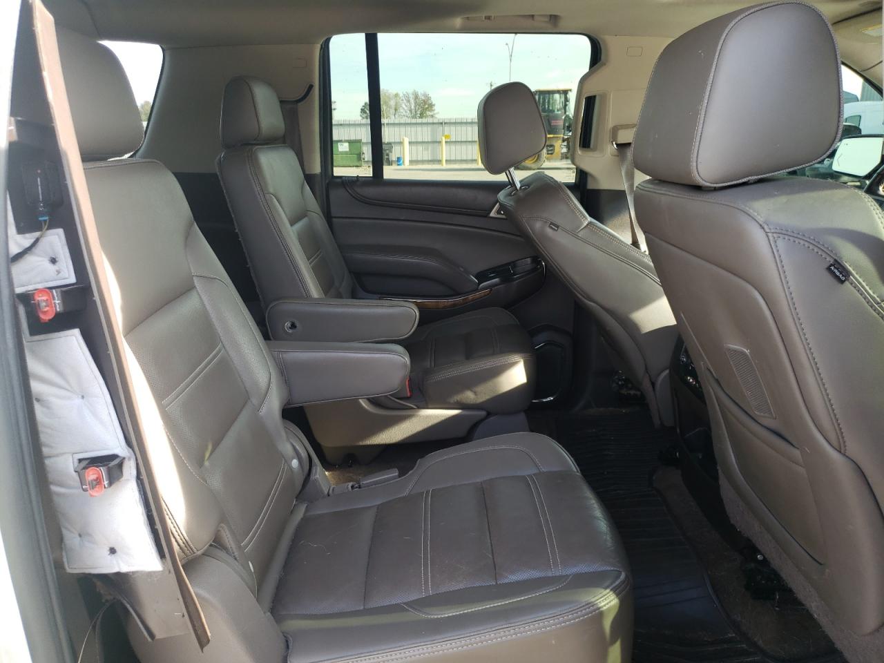 Автомобіль GMC YUKON XL DENALI 2015 | GrandCar Автомобіль GMC YUKON XL DENALI 2015 | GrandCar