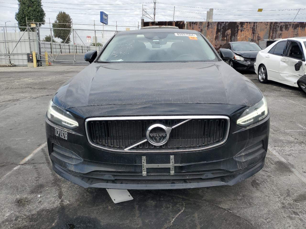 Автомобиль VOLVO S90 T5 MOMENTUM 2018 | GrandCar Автомобиль VOLVO S90 T5 MOMENTUM 2018 | GrandCar