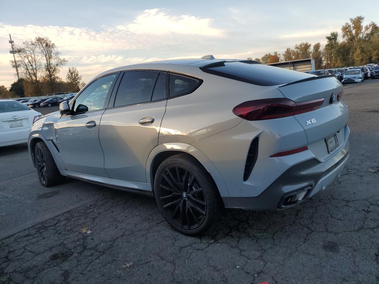 Автомобіль BMW X6 XDRIVE40I 2024 | GrandCar Автомобіль BMW X6 XDRIVE40I 2024 | GrandCar