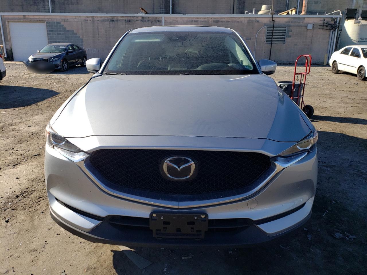 Автомобиль MAZDA CX-5 TOURING 2019 | GrandCar Автомобиль MAZDA CX-5 TOURING 2019 | GrandCar