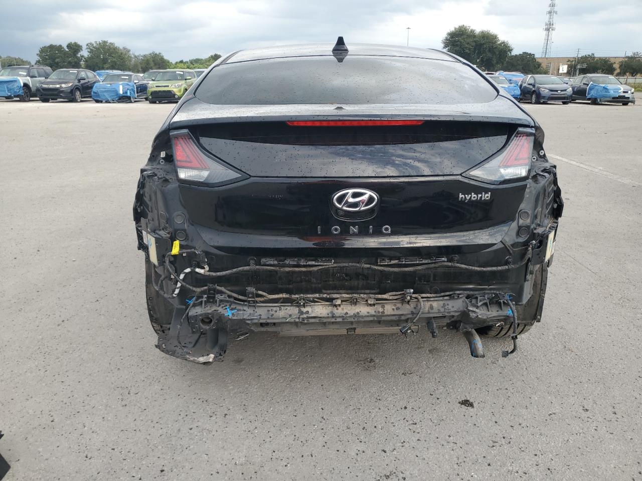 Автомобиль HYUNDAI IONIQ LIMITED 2020 | GrandCar Автомобиль HYUNDAI IONIQ LIMITED 2020 | GrandCar