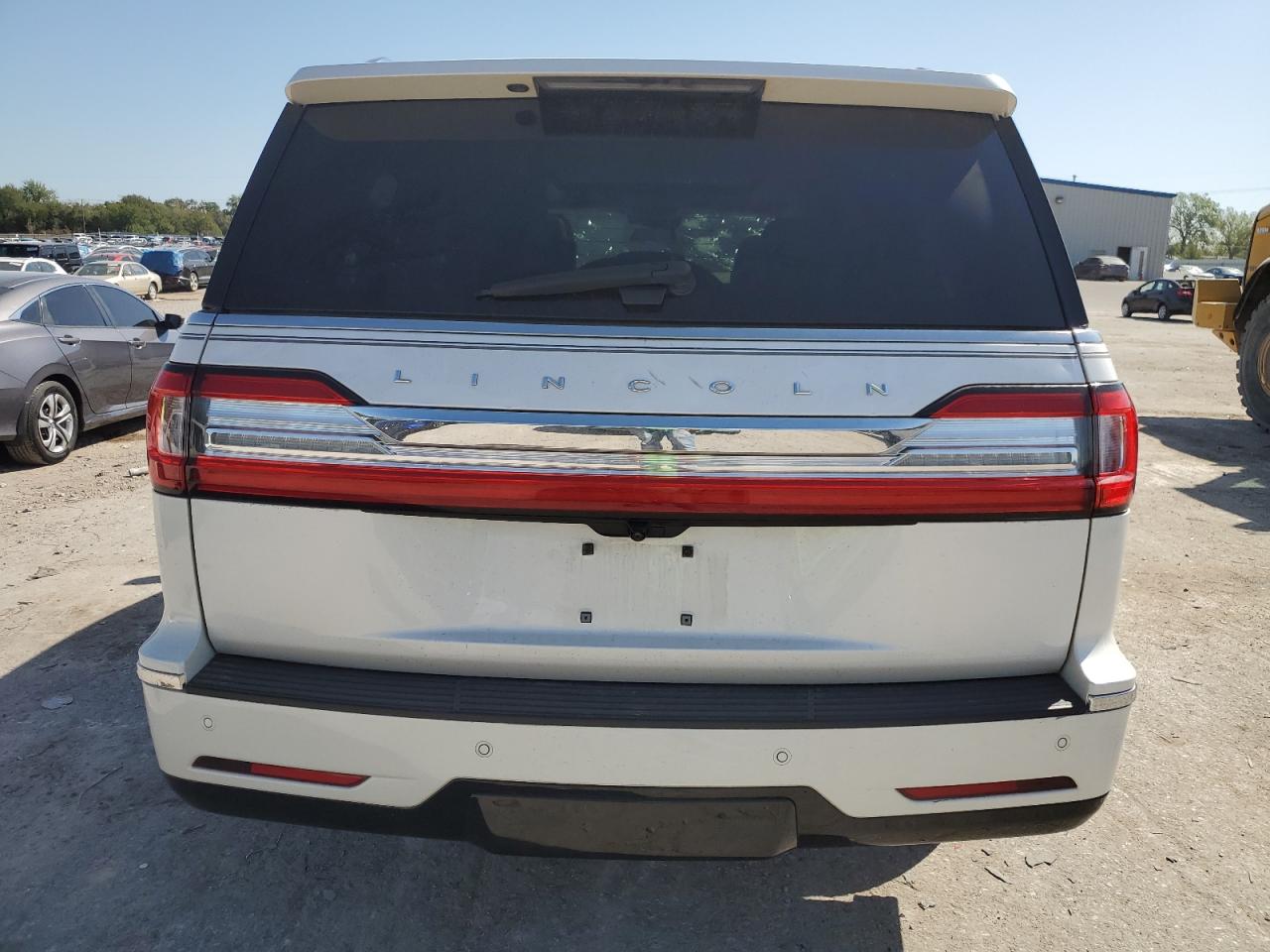 Автомобиль LINCOLN NAVIGATOR L RESERVE 2018 | GrandCar Автомобиль LINCOLN NAVIGATOR L RESERVE 2018 | GrandCar