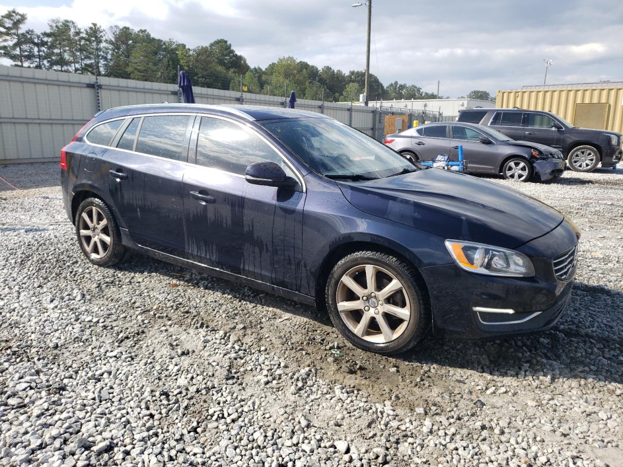 Автомобиль VOLVO V60 T5 PREMIER 2016 | GrandCar