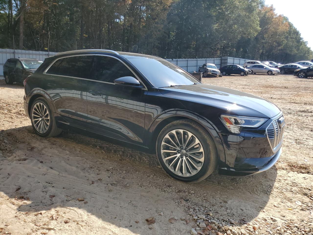 Автомобіль AUDI E-TRON PRESTIGE 2019 | GrandCar Автомобіль AUDI E-TRON PRESTIGE 2019 | GrandCar