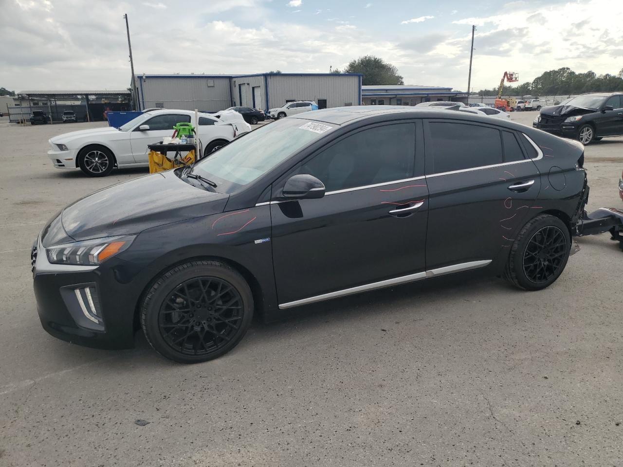 Автомобиль HYUNDAI IONIQ LIMITED 2020 | GrandCar