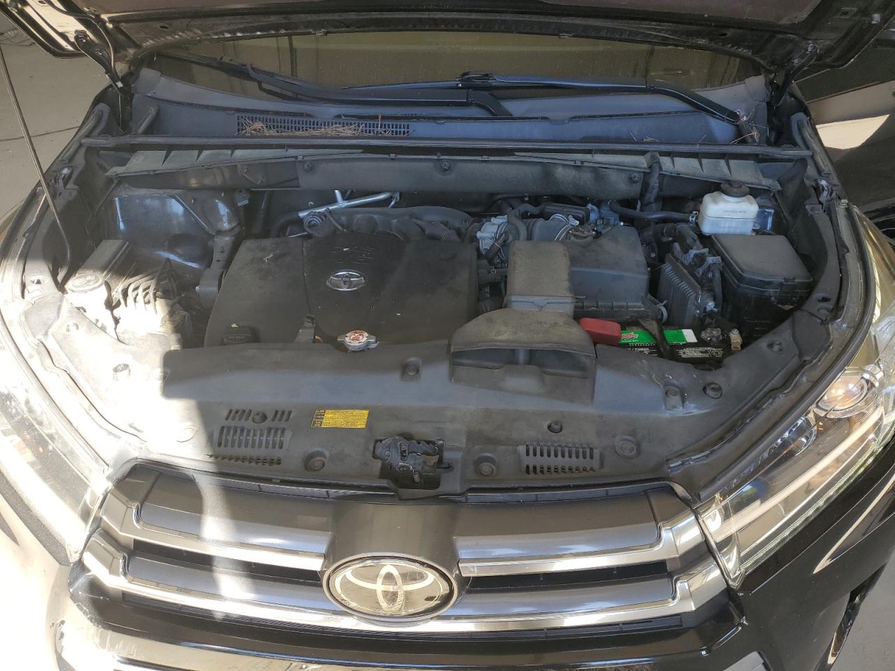 Автомобиль TOYOTA HIGHLANDER LIMITED 2019 | GrandCar Автомобиль TOYOTA HIGHLANDER LIMITED 2019 | GrandCar