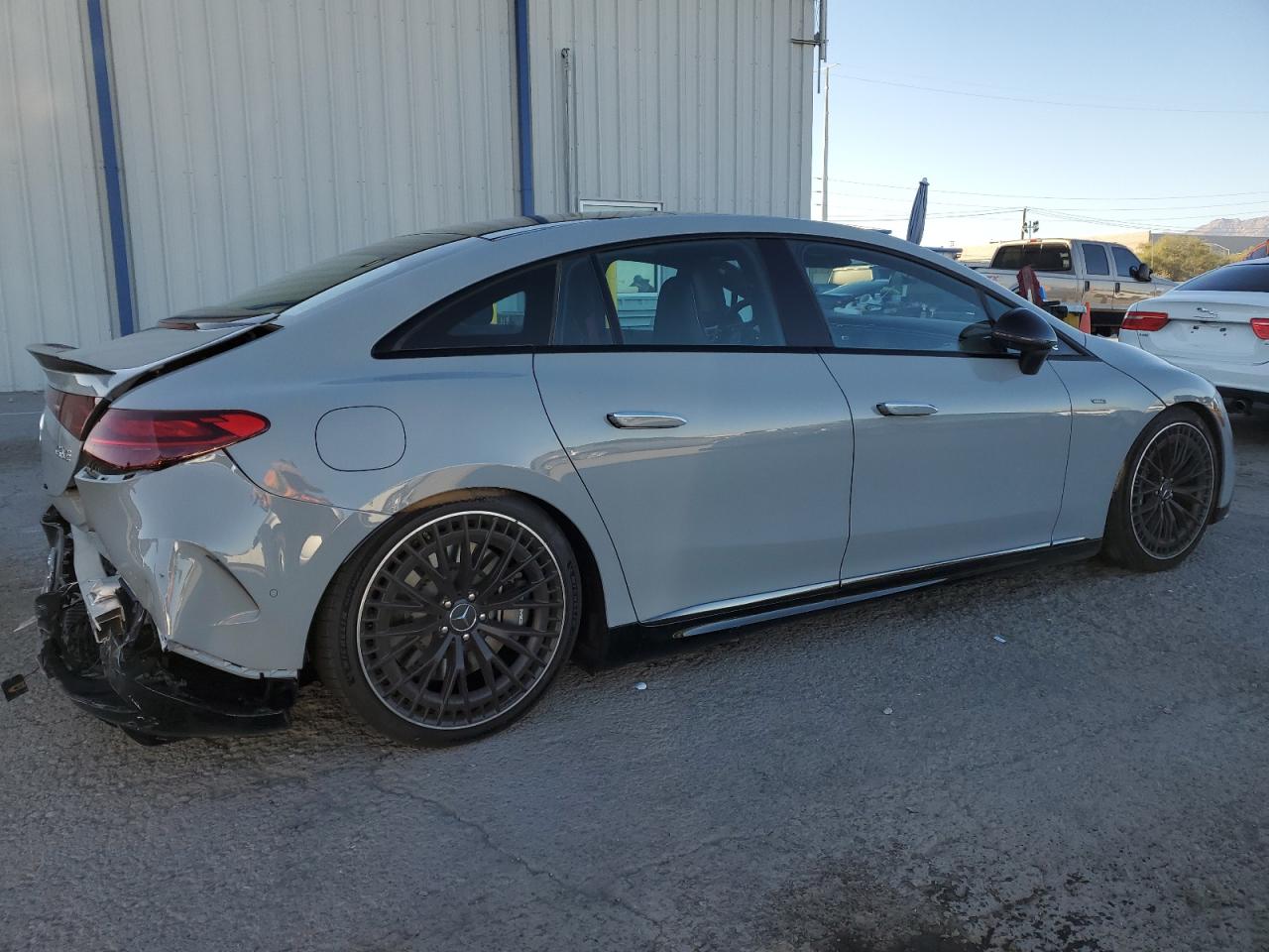 Автомобиль MERCEDES-BENZ EQE SEDAN AMG 4MATIC+ 2024 | GrandCar Автомобиль MERCEDES-BENZ EQE SEDAN AMG 4MATIC+ 2024 | GrandCar