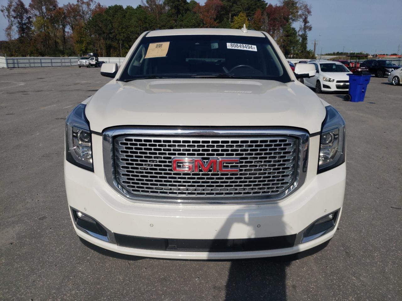 Автомобіль GMC YUKON XL DENALI 2015 | GrandCar Автомобіль GMC YUKON XL DENALI 2015 | GrandCar