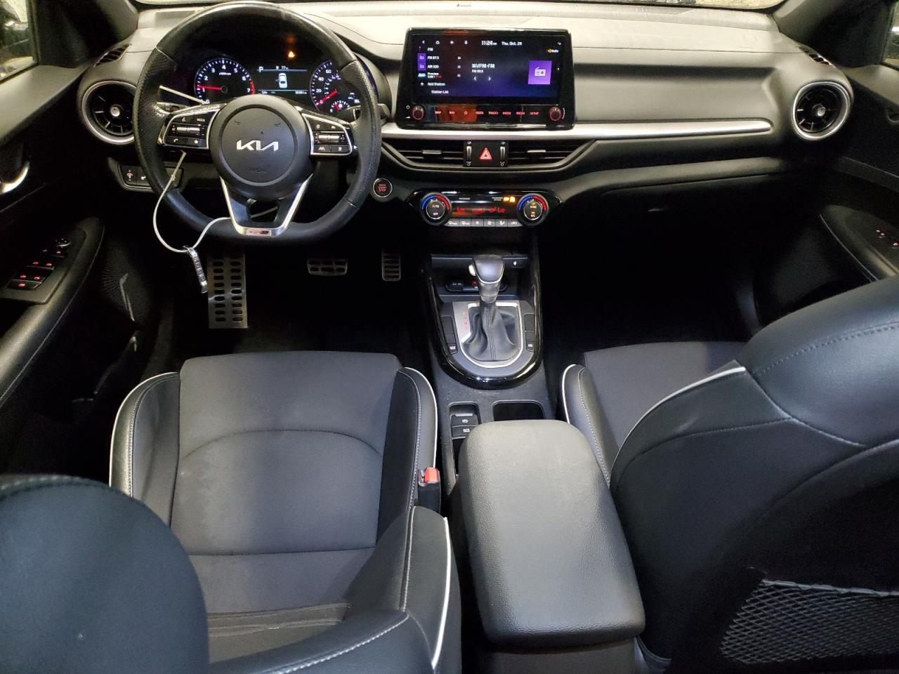 Автомобиль KIA FORTE GT LINE 2023 | GrandCar Автомобиль KIA FORTE GT LINE 2023 | GrandCar