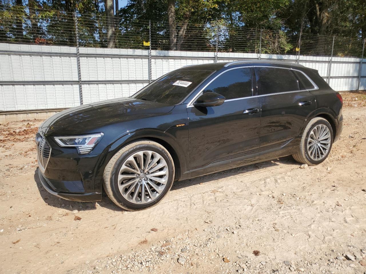 Автомобиль AUDI E-TRON PRESTIGE 2019 | GrandCar