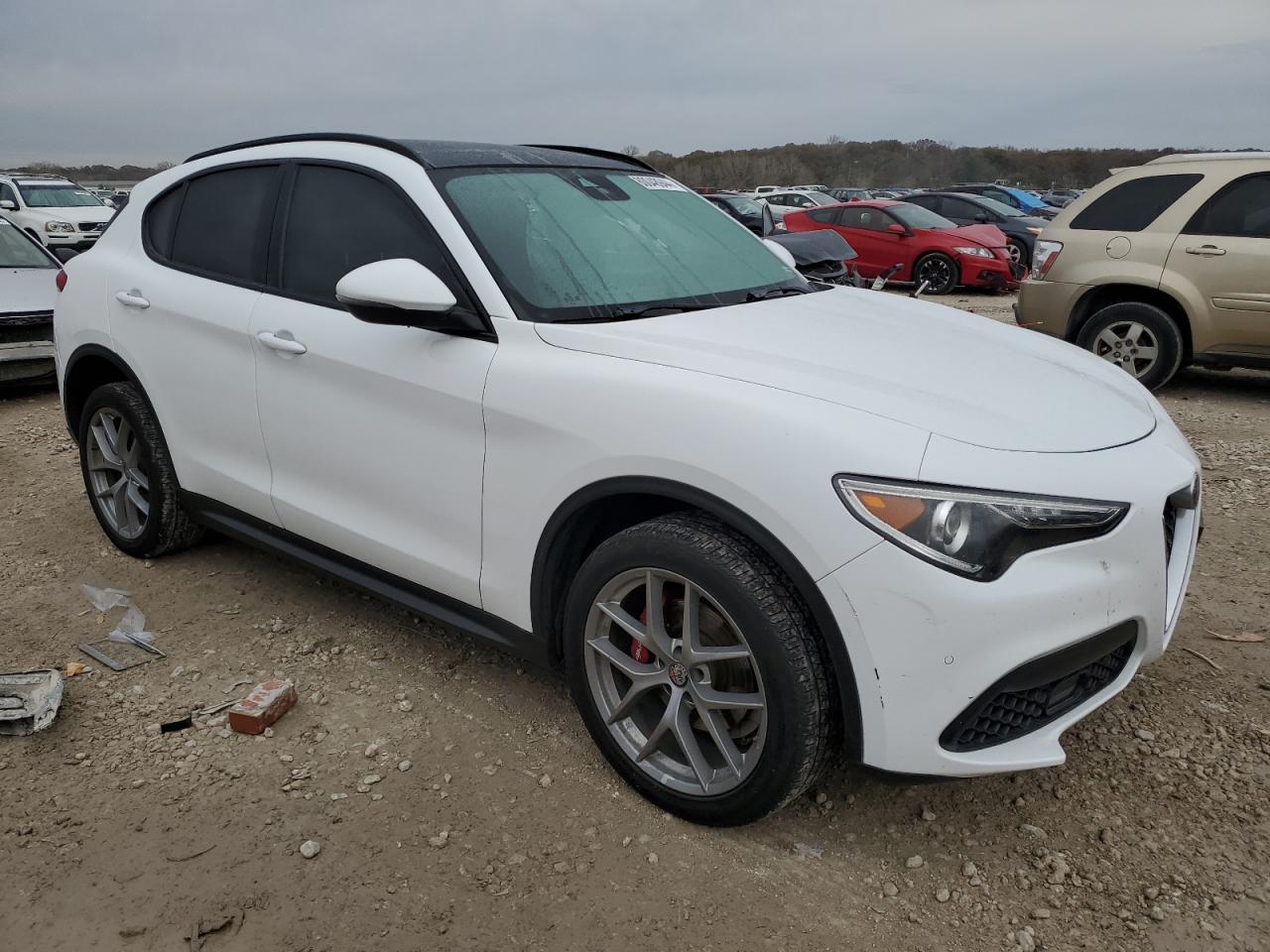 Автомобіль ALFA ROMEO STELVIO TI SPORT 2018 | GrandCar Автомобіль ALFA ROMEO STELVIO TI SPORT 2018 | GrandCar