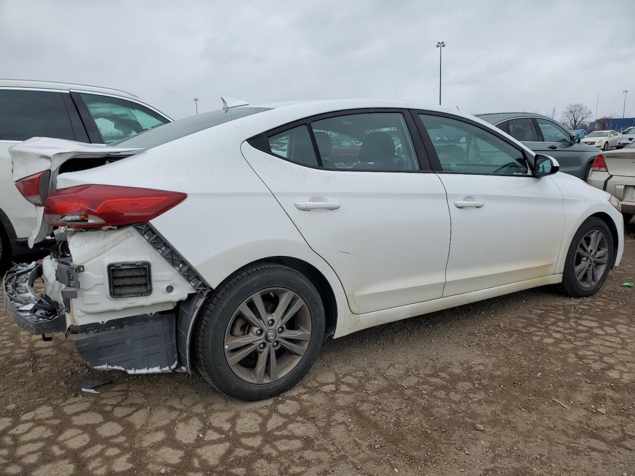 Автомобиль HYUNDAI ELANTRA SEL 2018 | GrandCar Автомобиль HYUNDAI ELANTRA SEL 2018 | GrandCar