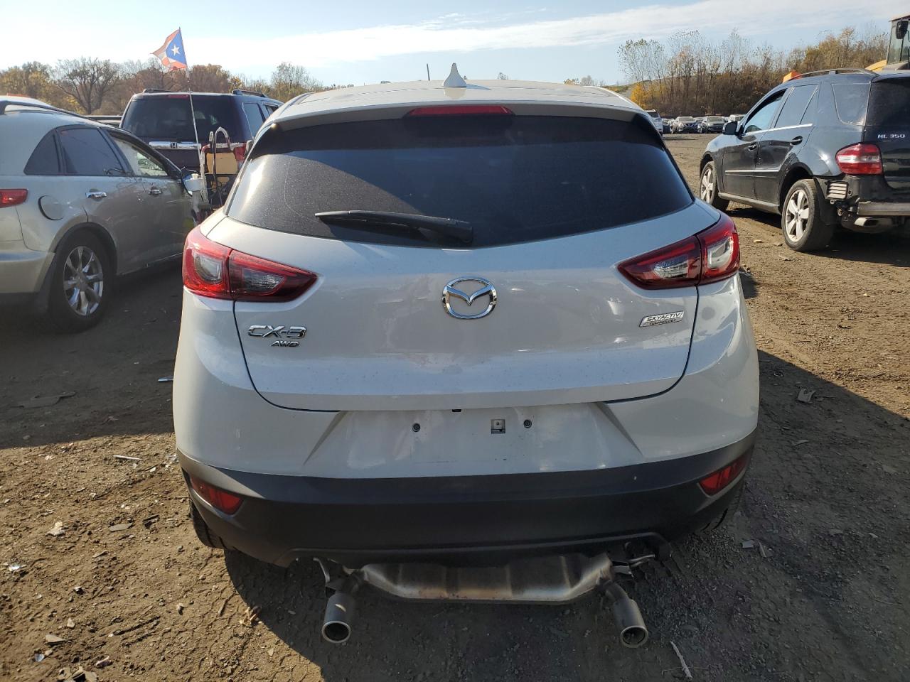 Автомобиль MAZDA CX-3 TOURING 2019 | GrandCar Автомобиль MAZDA CX-3 TOURING 2019 | GrandCar