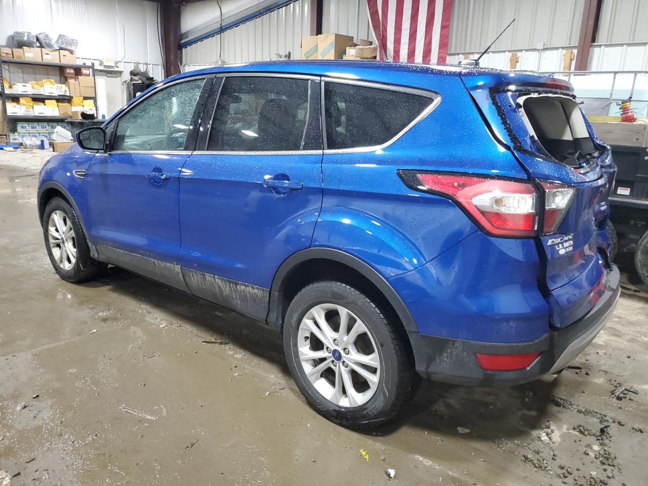 Автомобиль FORD ESCAPE SE 2017 | GrandCar Автомобиль FORD ESCAPE SE 2017 | GrandCar