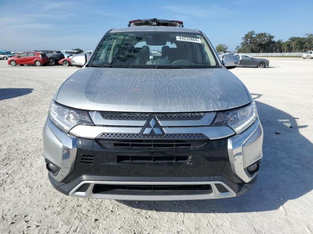 Автомобіль MITSUBISHI OUTLANDER SE 2020 | GrandCar Автомобіль MITSUBISHI OUTLANDER SE 2020 | GrandCar