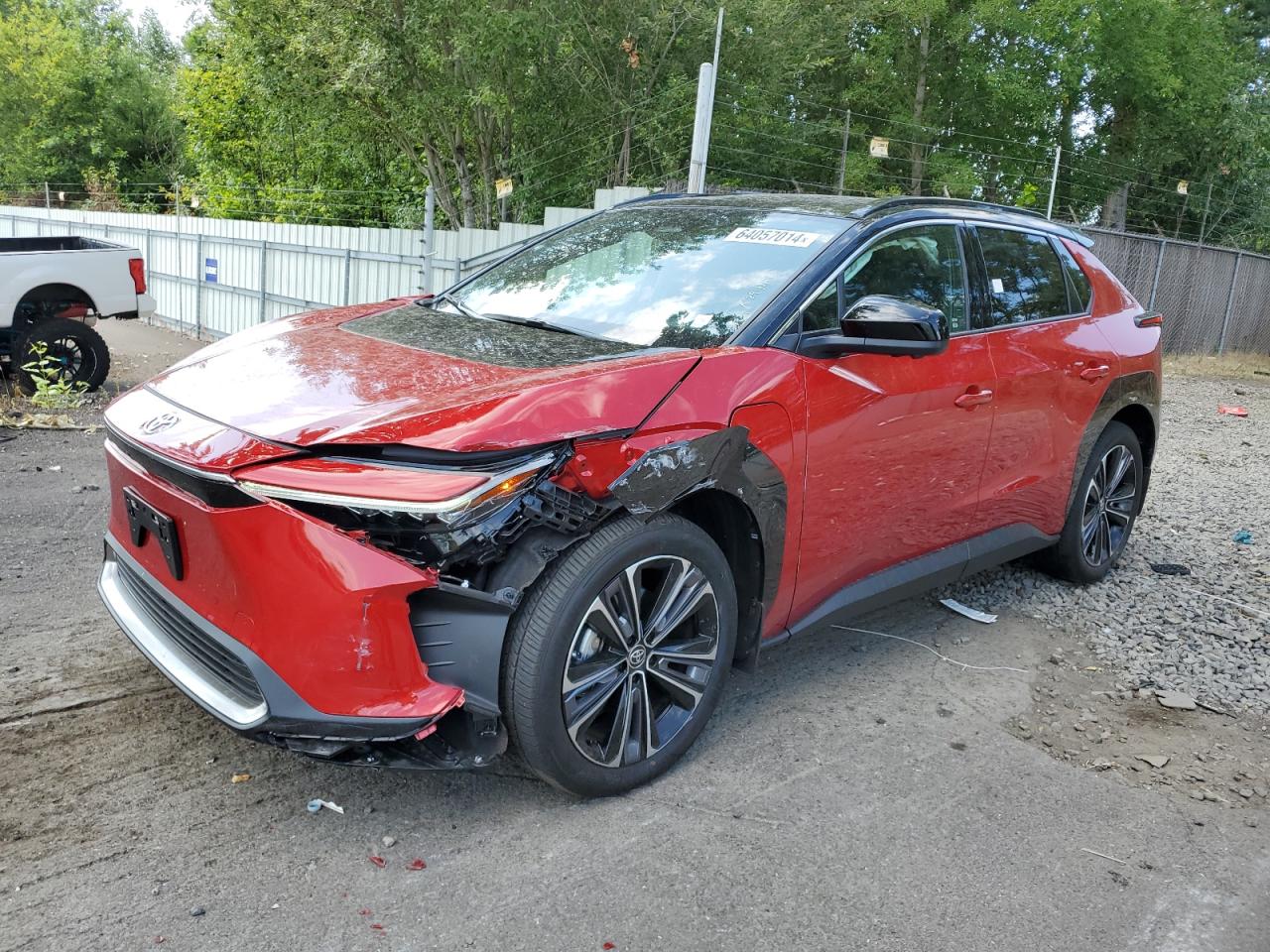 Автомобиль TOYOTA BZ4X XLE 2024 | GrandCar Автомобиль TOYOTA BZ4X XLE 2024 | GrandCar