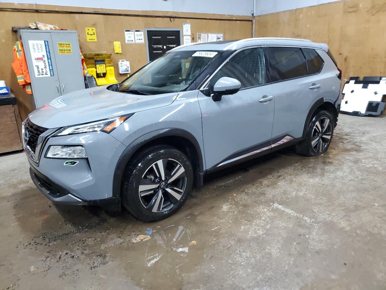 Автомобиль NISSAN ROGUE SL 2023 | GrandCar