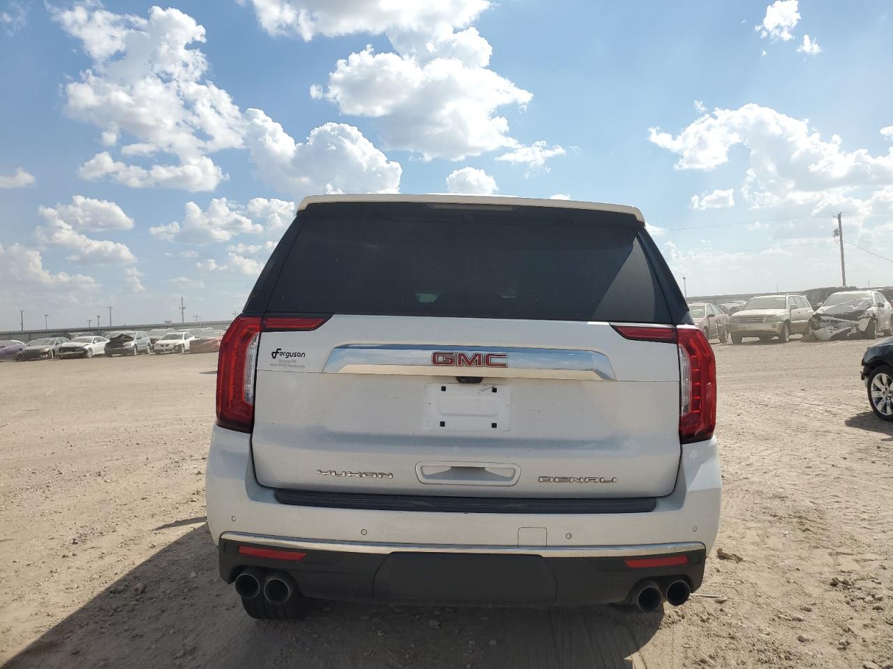 Автомобіль GMC YUKON XL DENALI 2021 | GrandCar Автомобіль GMC YUKON XL DENALI 2021 | GrandCar