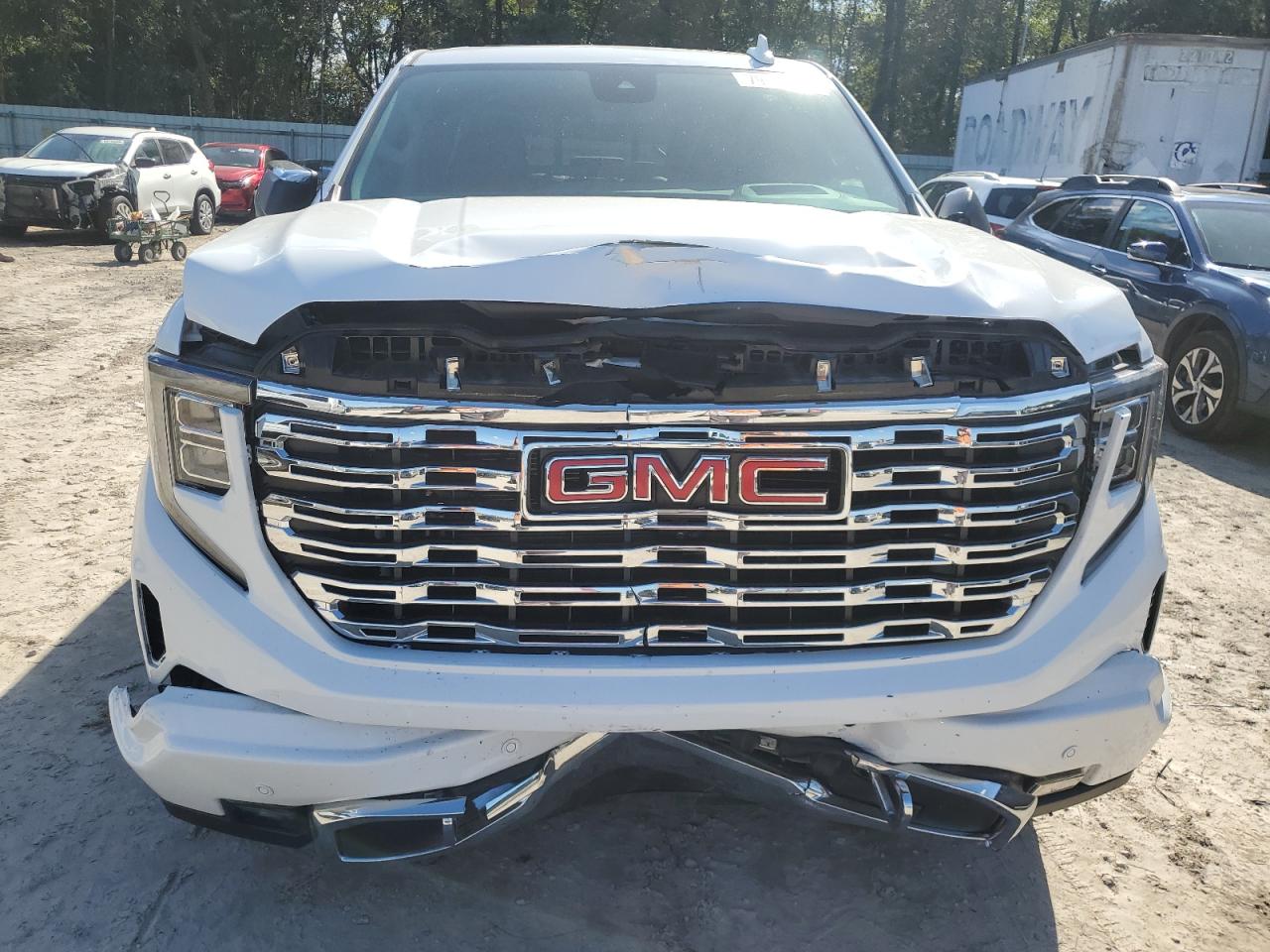 Автомобиль GMC SIERRA K1500 DENALI 2024 | GrandCar Автомобиль GMC SIERRA K1500 DENALI 2024 | GrandCar