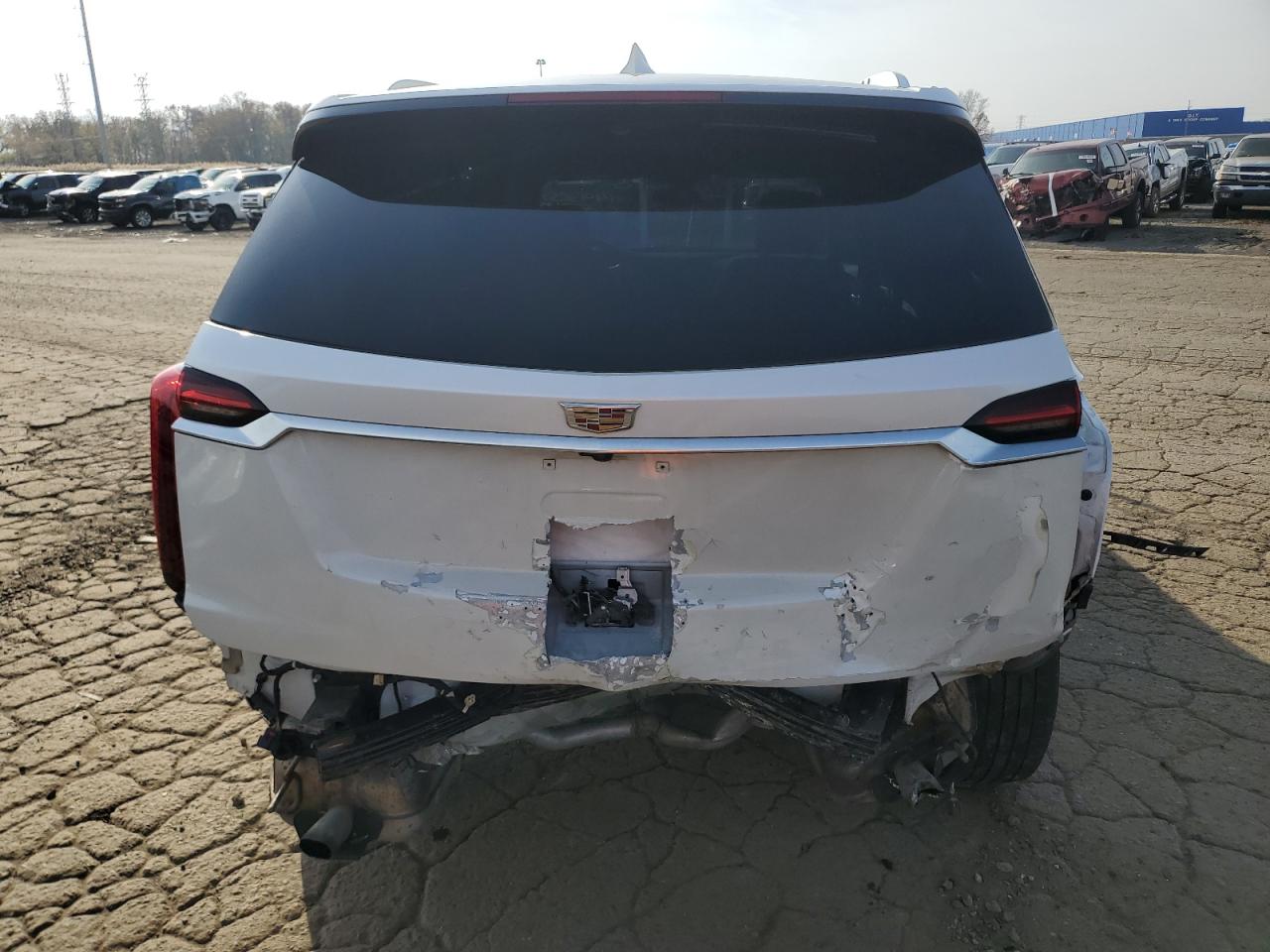 Автомобиль CADILLAC XT6 PREMIUM LUXURY 2022 | GrandCar Автомобиль CADILLAC XT6 PREMIUM LUXURY 2022 | GrandCar