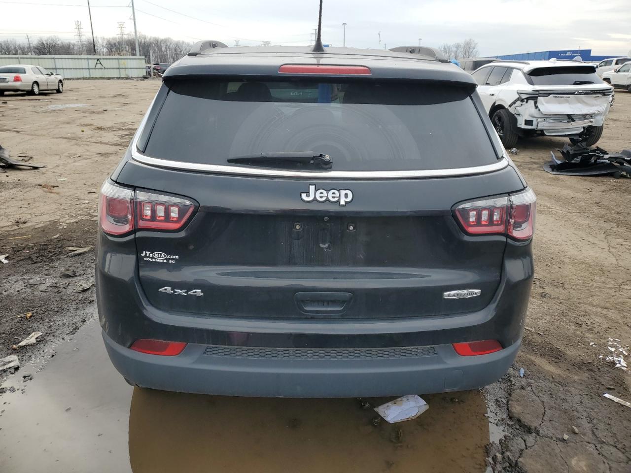 Автомобиль JEEP COMPASS LATITUDE 2018 | GrandCar Автомобиль JEEP COMPASS LATITUDE 2018 | GrandCar