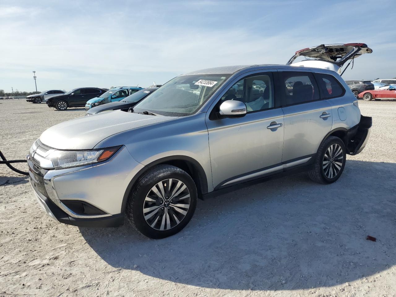 Автомобиль MITSUBISHI OUTLANDER SE 2020 | GrandCar