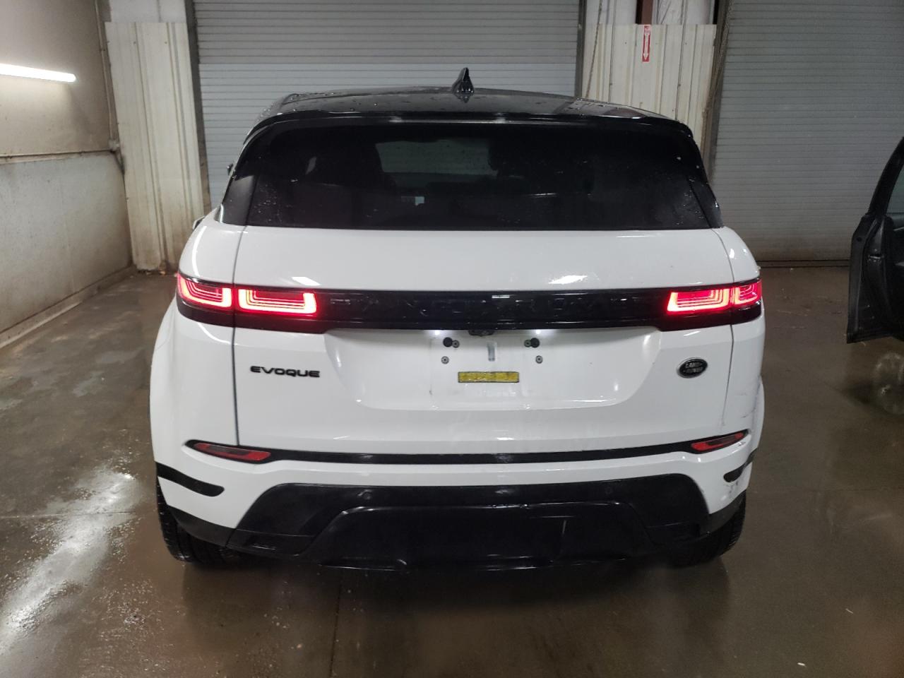 Автомобиль LAND ROVER RANGE ROVER EVOQUE R-DYNAMIC SE 2023 | GrandCar Автомобиль LAND ROVER RANGE ROVER EVOQUE R-DYNAMIC SE 2023 | GrandCar
