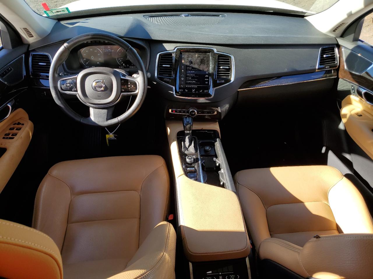 Автомобиль VOLVO XC90 T6 2016 | GrandCar Автомобиль VOLVO XC90 T6 2016 | GrandCar