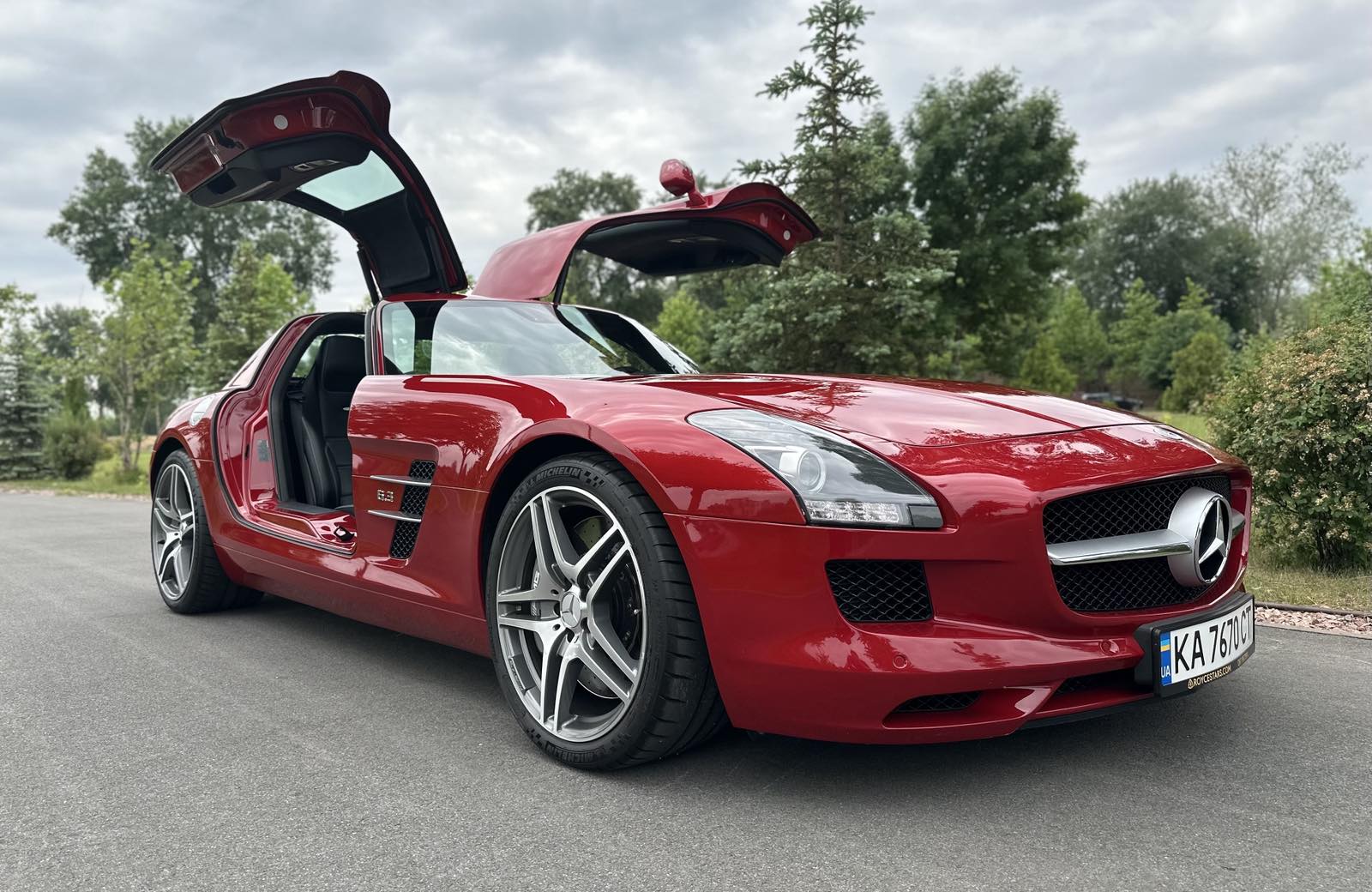 Mercedes-Benz SLS AMG