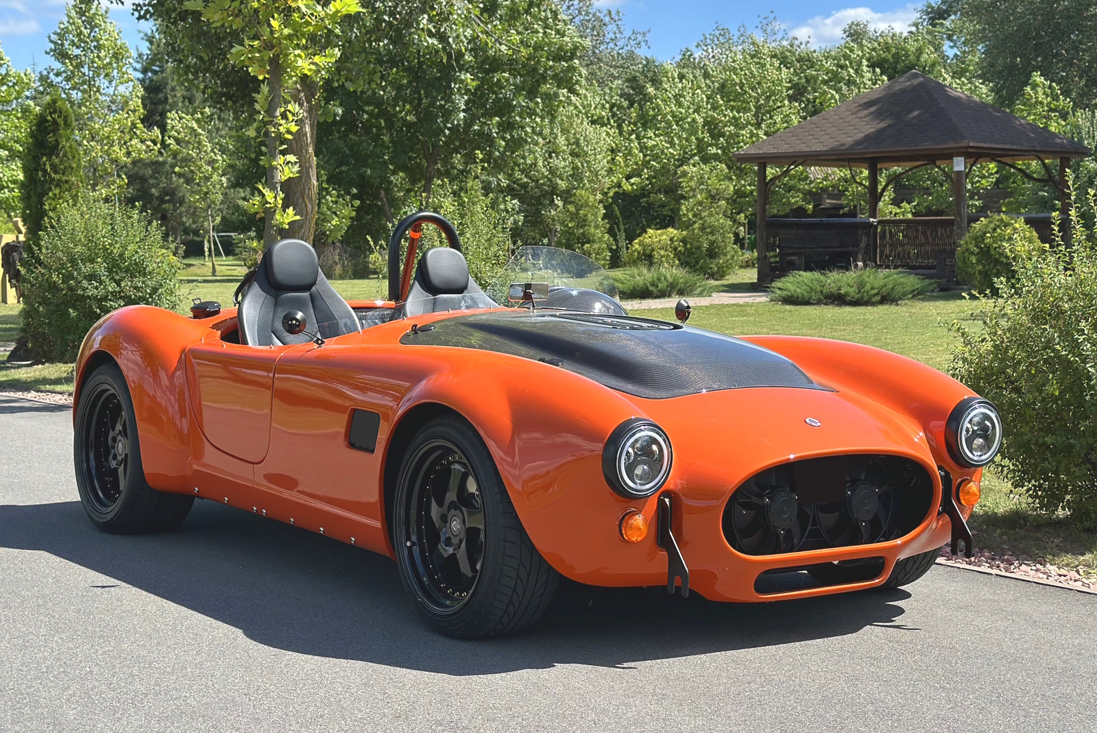 Shelby Cobra 427 Orange