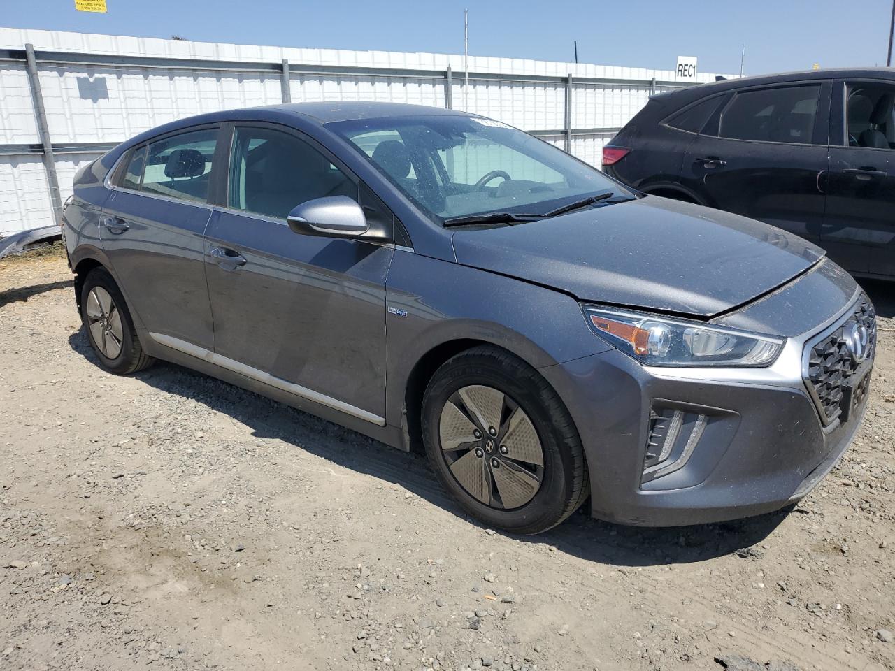 Автомобиль HYUNDAI IONIQ SE 2020 | GrandCar Автомобиль HYUNDAI IONIQ SE 2020 | GrandCar