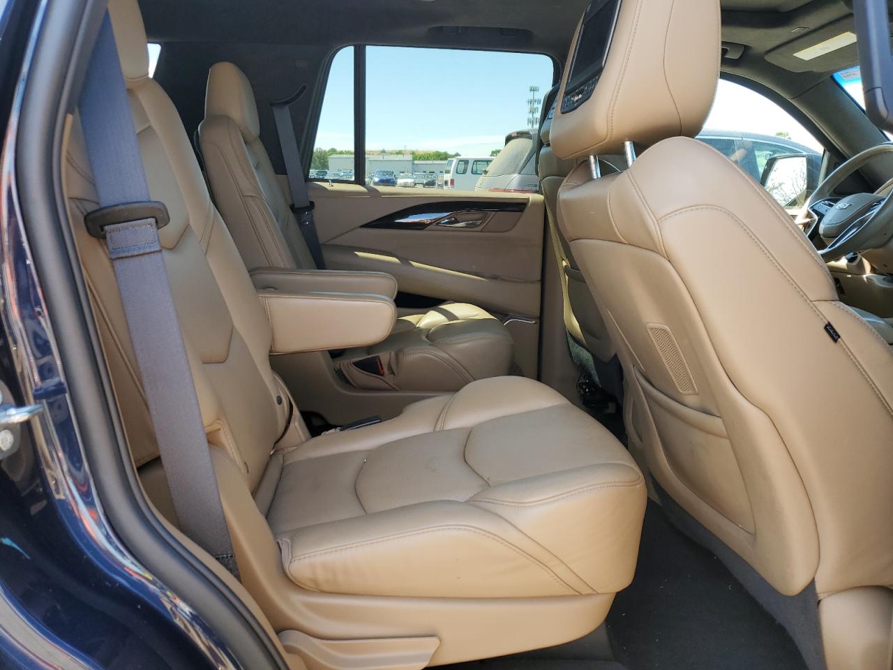 Автомобіль CADILLAC ESCALADE PLATINUM 2018 | GrandCar Автомобіль CADILLAC ESCALADE PLATINUM 2018 | GrandCar