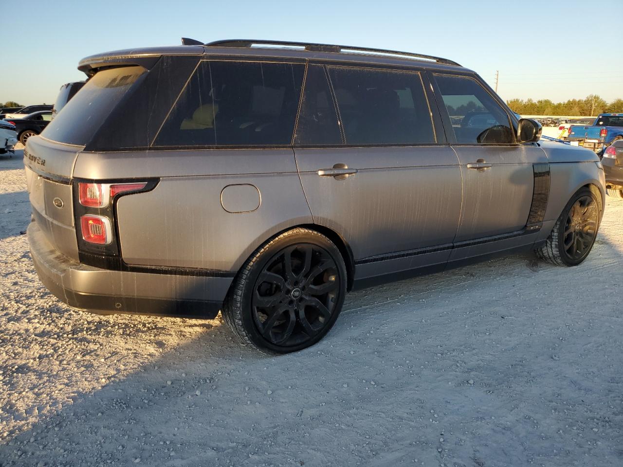 Автомобиль LAND ROVER RANGE ROVER P525 HSE 2020 | GrandCar Автомобиль LAND ROVER RANGE ROVER P525 HSE 2020 | GrandCar
