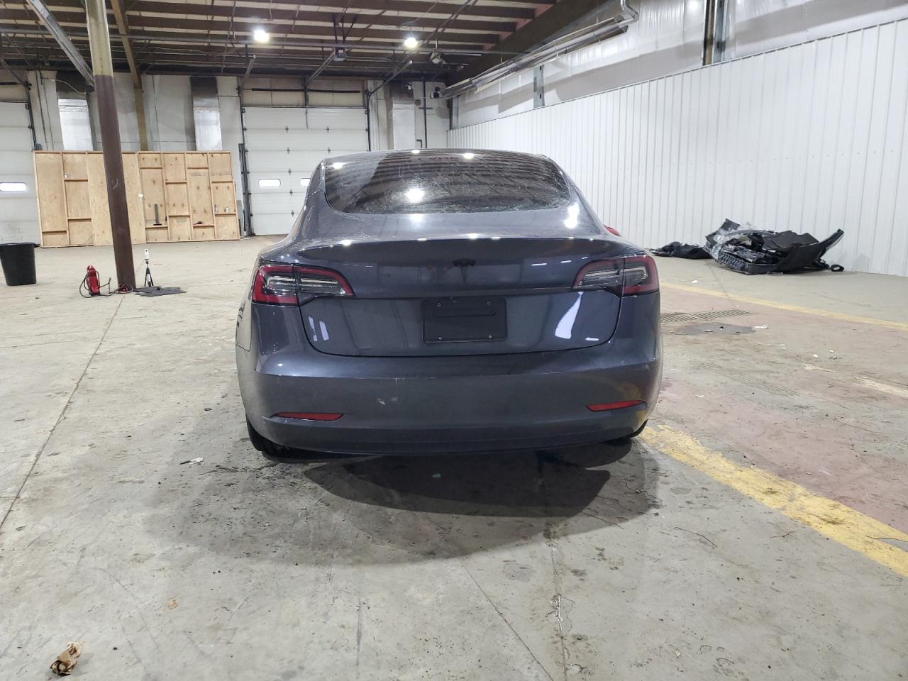 Автомобіль TESLA MODEL 3 2021 | GrandCar Автомобіль TESLA MODEL 3 2021 | GrandCar