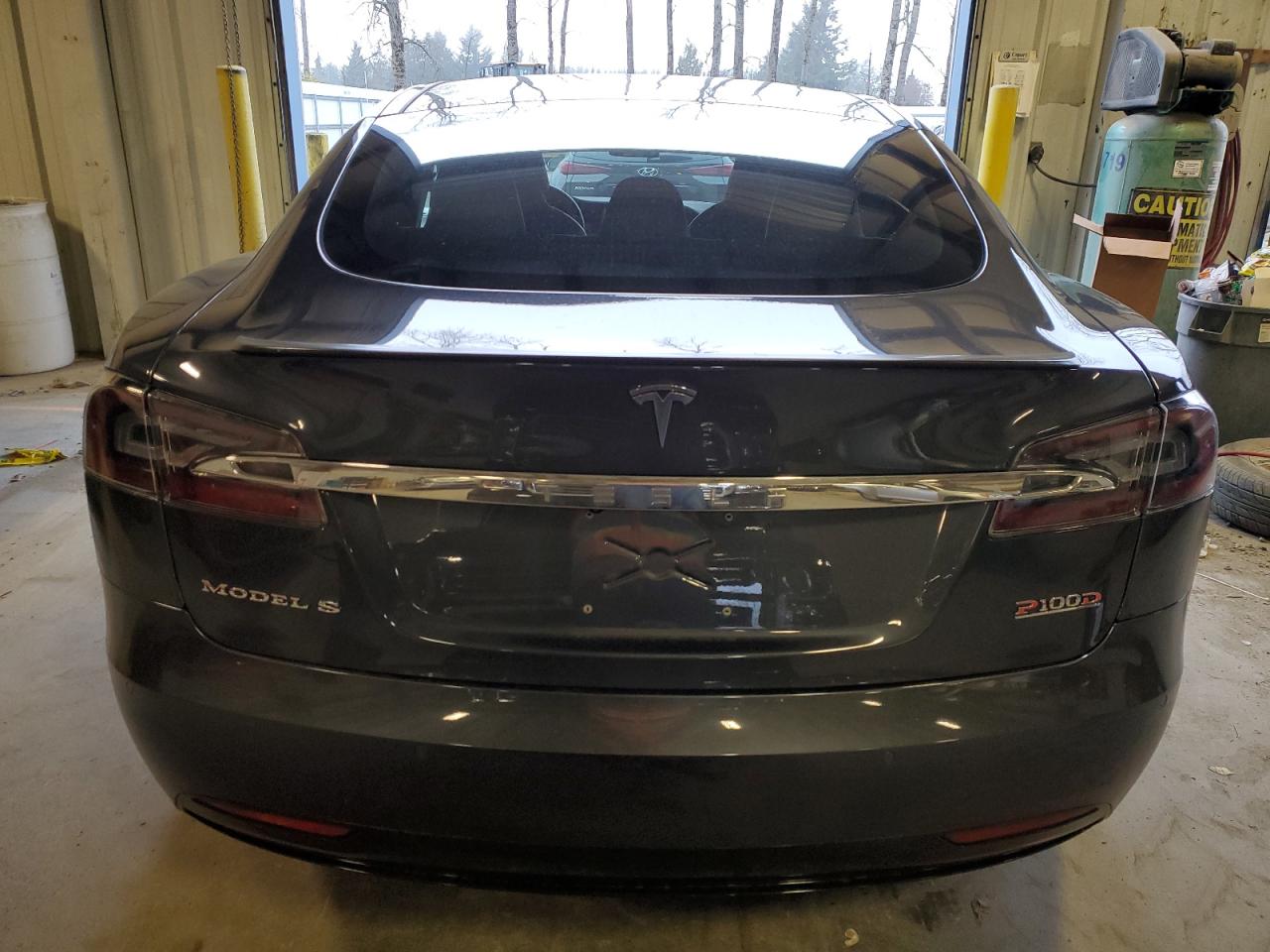 Автомобиль TESLA MODEL S 2018 | GrandCar Автомобиль TESLA MODEL S 2018 | GrandCar